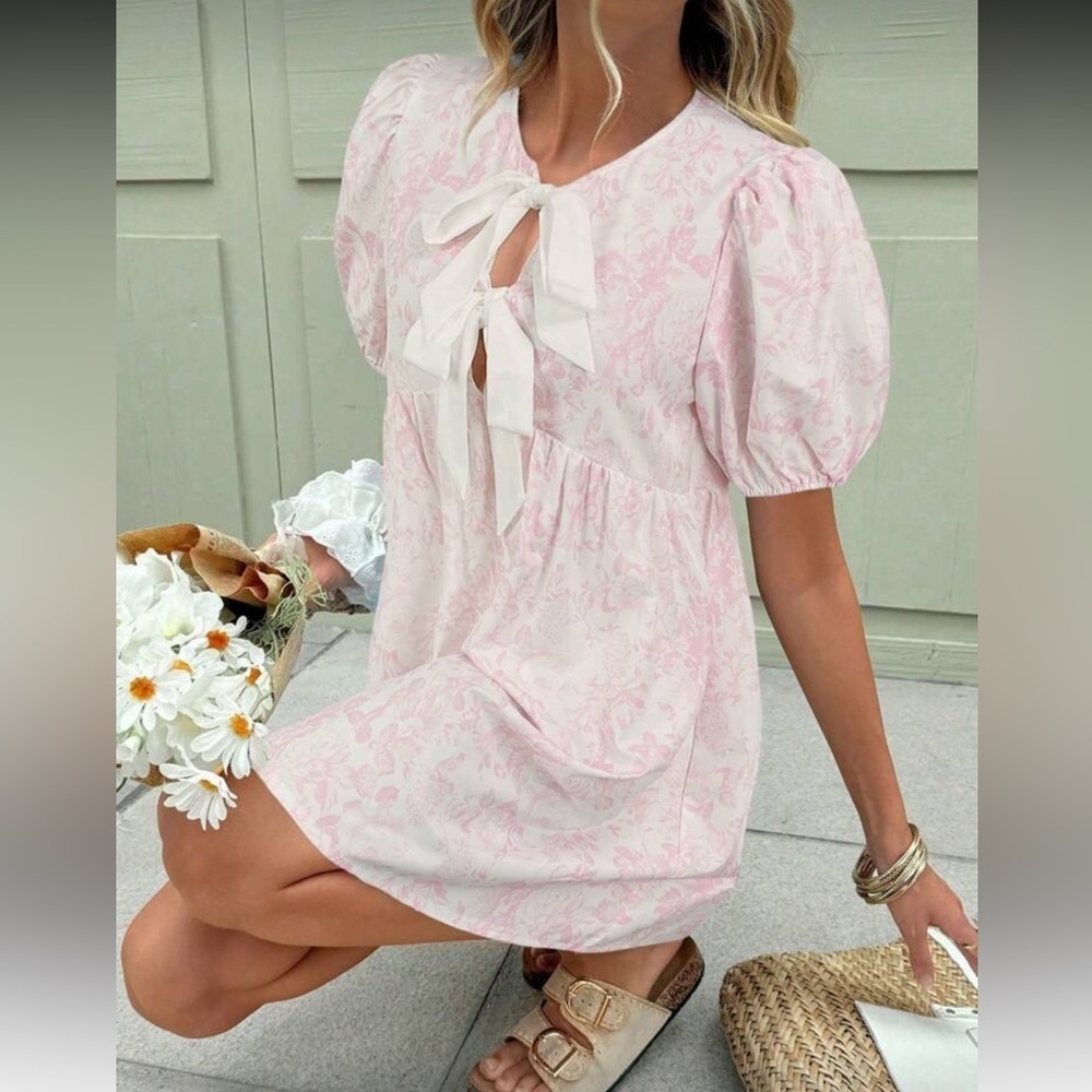 SHEIN Frenchy Round Neck Puff Sleeve Mini Skater Dress | size small
